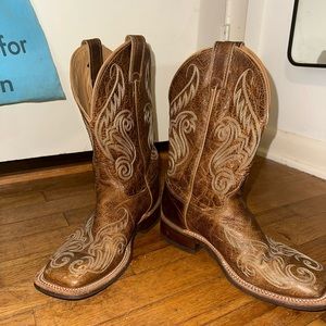Justin Cowboy Boots